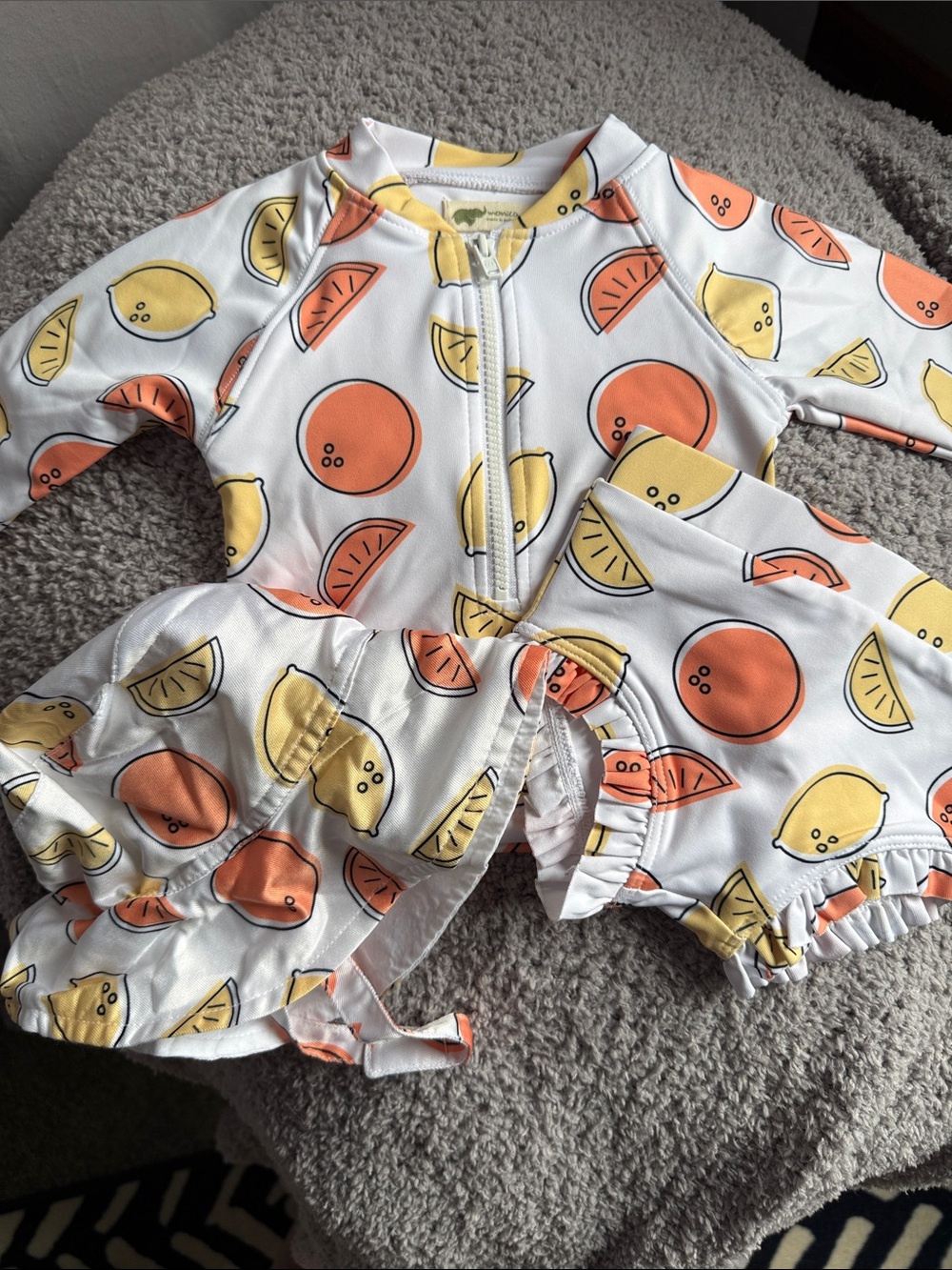 Monica + Andy Baby Citrus Print Rash Guard Set - Orange & Lemon Pattern